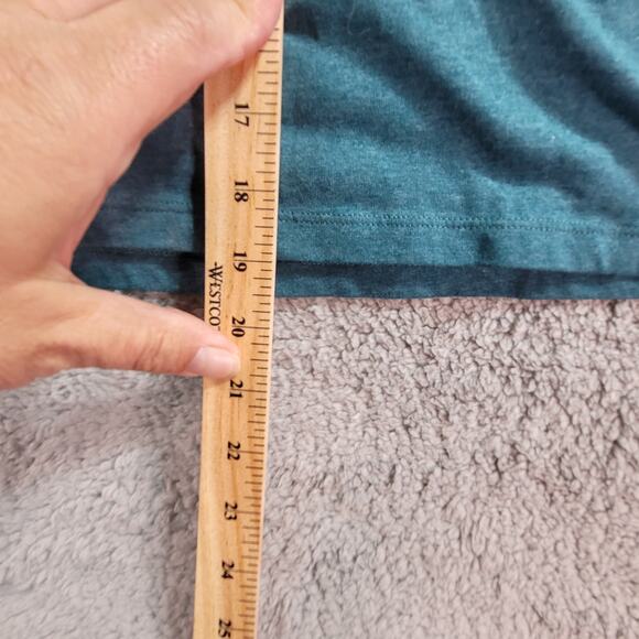 Eddie Bauer Womans‎ Medium vneck shirt blue green - Picture 6 of 6